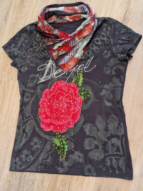 Desigual Patchwork Scarf Neck Graphic Tee | Embroidered | Size Large | Like New